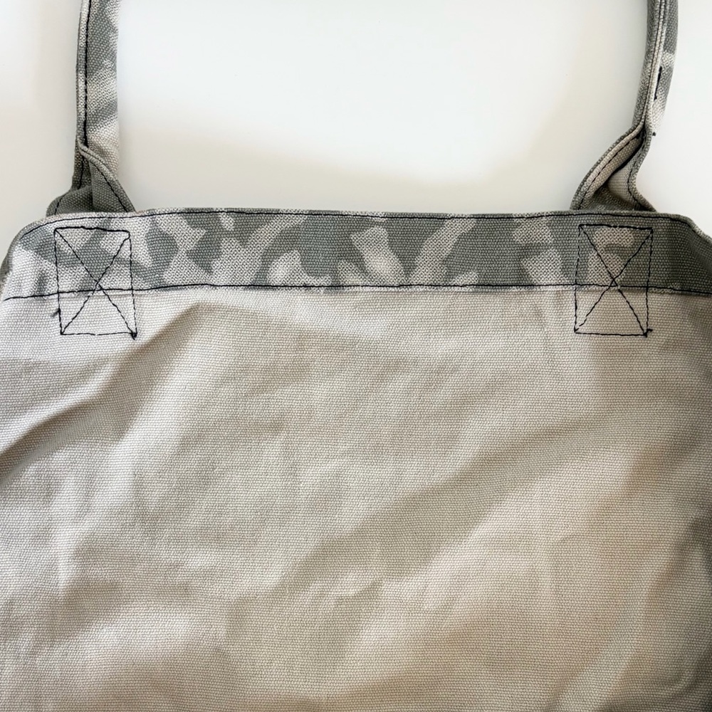FINAL PRICE! Alo Yoga Oversized Iconic Shopper Tote Bag in Gray 100%  Cotton Bag - Picture 8 of 11